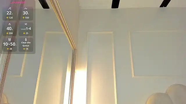 Candaceoweens online show from 11.13.25