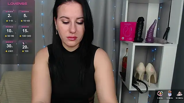JuliyaMayss online show from 10.03.25