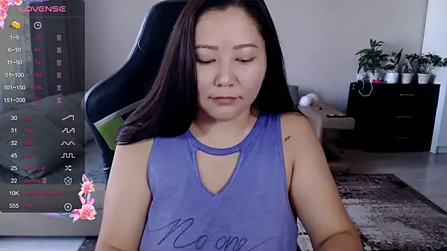 LisaAsianFlower online show from 09.16.25