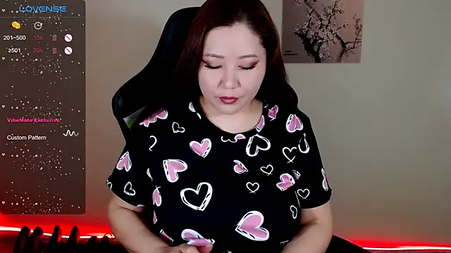 LisaAsianFlower online show from 04.17.26