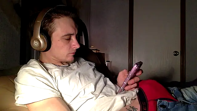 Ilovepussy1911 online show from 02.08.26