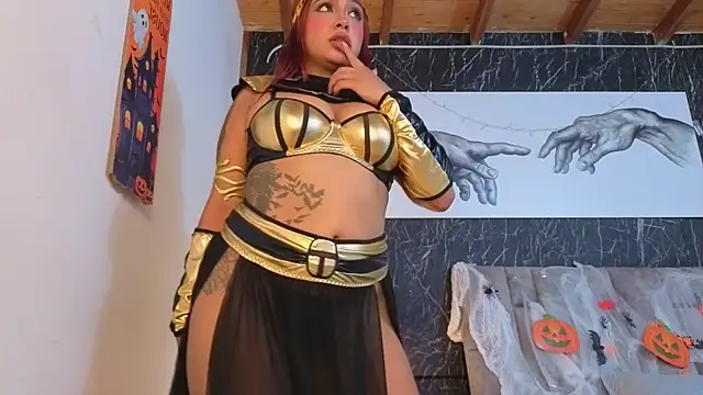 nicelle carson  online show from 10.31.25