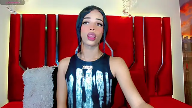 Snapshot of Nina_Keyli chatting on 03.11.25 Nina Keyli online show from 03.11.25