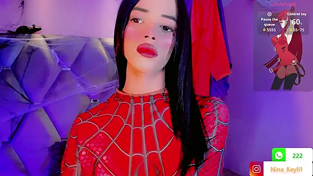 Snapshot of Nina_Keyli chatting on 10.19.25 Nina Keyli online show from 10.19.25