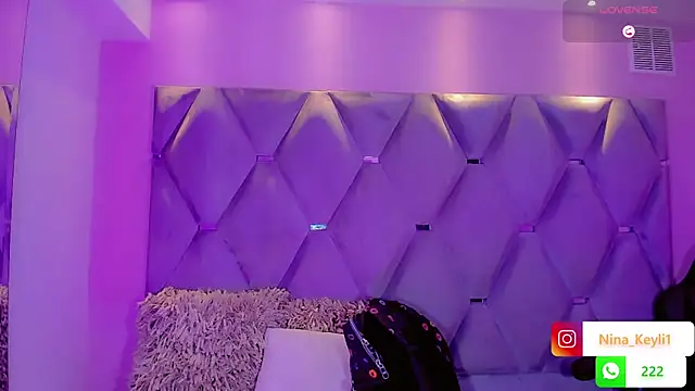 Snapshot of Nina_Keyli chatting on 11.23.25 Nina Keyli online show from 11.23.25