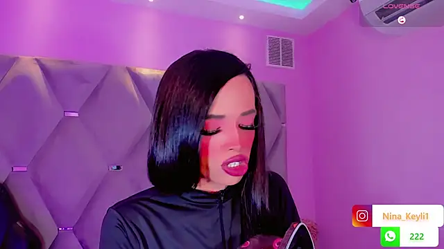 Snapshot of Nina_Keyli chatting on 11.25.25 Nina Keyli online show from 11.25.25