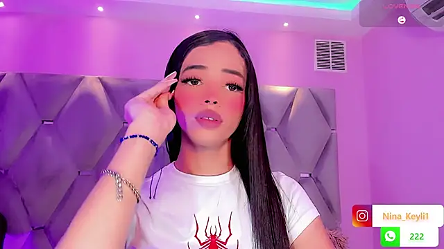 Snapshot of Nina_Keyli chatting on 11.27.25 Nina Keyli online show from 11.27.25