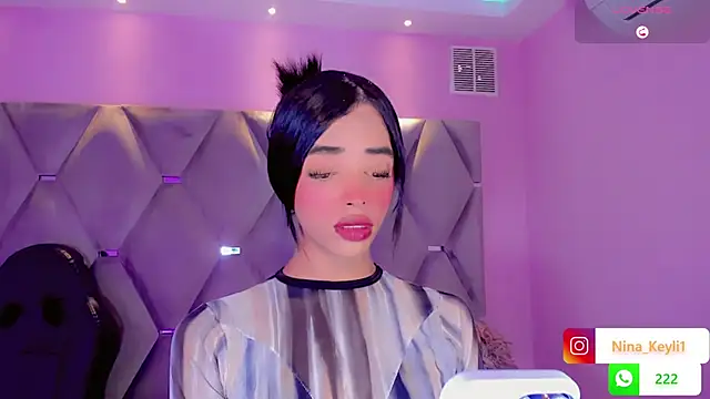 Snapshot of Nina_Keyli chatting on 12.02.25 Nina Keyli online show from 12.02.25