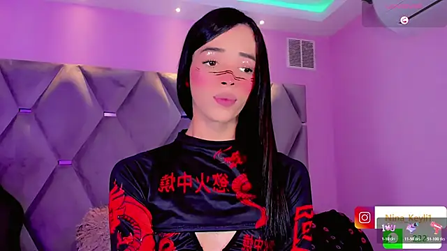 Snapshot of Nina_Keyli chatting on 12.04.25 Nina Keyli online show from 12.04.25