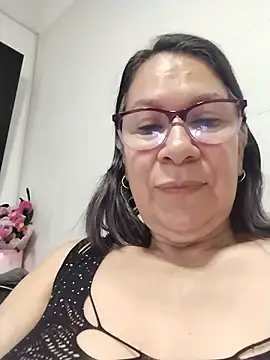 Snapshot of victoria_wayne chatting on 06.19.26 victoria wayne online show from 06.19.26