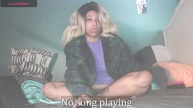 StellaDallas69 online show from 10.17.25