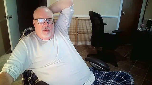 superbearboss online show from 10.28.25