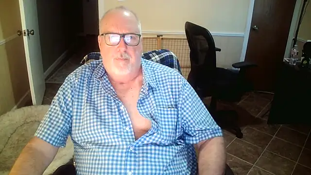 superbearboss online show from 10.29.25