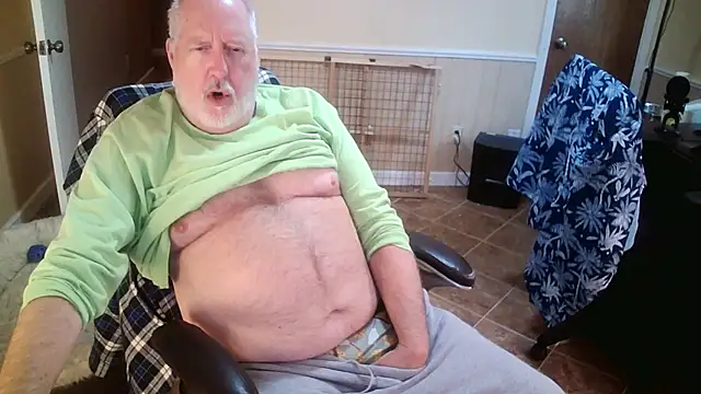 superbearboss online show from 11.21.25