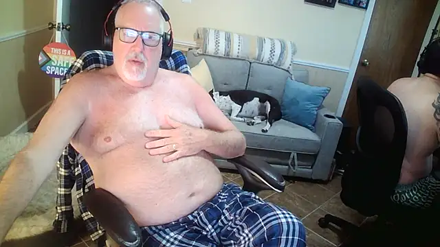 superbearboss online show from 05.17.26