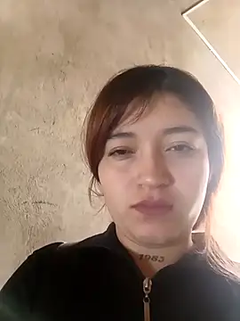 Snapshot of Karina_Leon chatting on 11.24.25 Karina Leon online show from 11.24.25