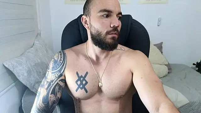 Isaac Carter online show from 10.05.25