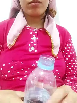 saraaxx1 online show from 03.05.25