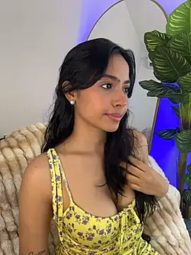  Emily Thompson  online show from 03.18.26