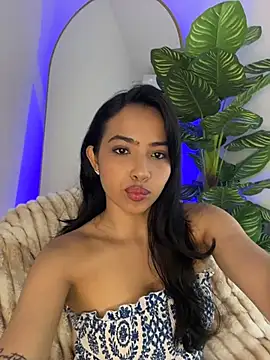  Emily Thompson  online show from 03.26.26