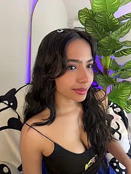  Emily Thompson  online show from 07.24.26
