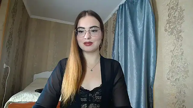 Leila Kissyu online show from 11.14.25