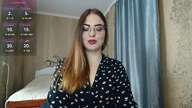 Snapshot of Leila_Kissyu chatting on 03.14.26 Leila Kissyu online show from 03.14.26