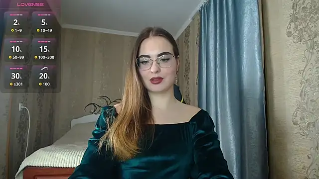 Snapshot of Leila_Kissyu chatting on 03.20.26 Leila Kissyu online show from 03.20.26