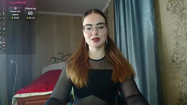Snapshot of Leila_Kissyu chatting on 03.27.26 Leila Kissyu online show from 03.27.26