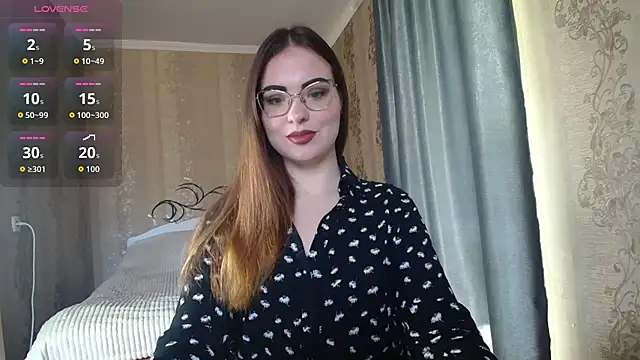 Snapshot of Leila_Kissyu chatting on 04.05.26 Leila Kissyu online show from 04.05.26