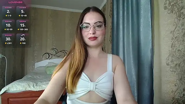 Snapshot of Leila_Kissyu chatting on 05.20.26 Leila Kissyu online show from 05.20.26