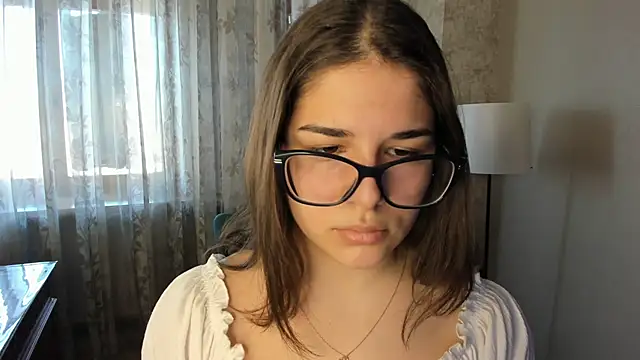 FloraBanford online show from 03.20.25