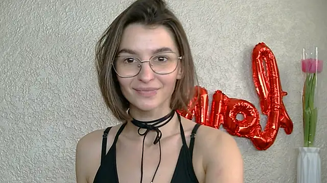 luna Gharming online show from 03.08.25
