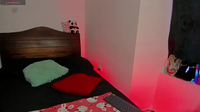 vella sex online show from 11.15.25