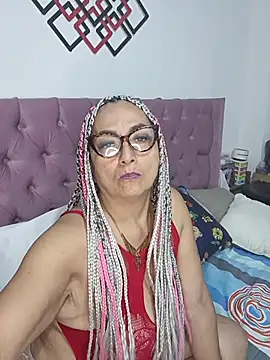 AlessandraLeroy online show from 11.26.25