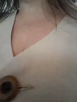 Luna-nevada online show from 10.25.25