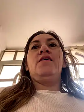 Luna-nevada online show from 11.22.25