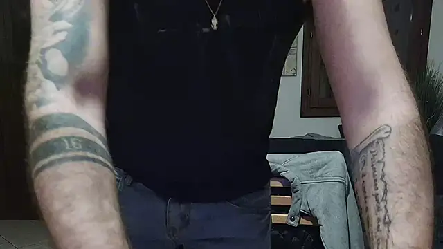 maialinofriuli online show from 11.04.25