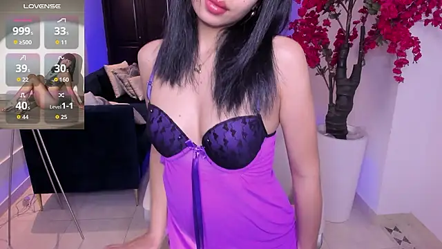 Snapshot of Kloee_brown chatting on 03.25.26 Kloee brown online show from 03.25.26