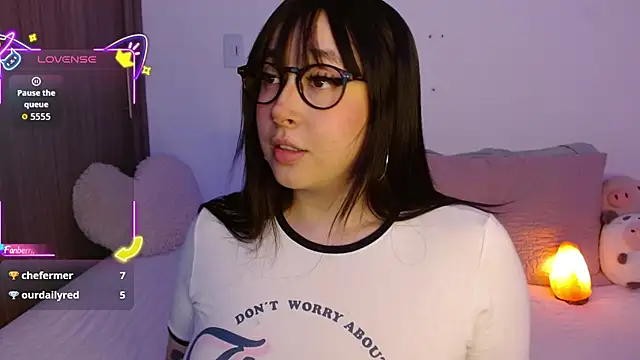 Oliviargf online show from 09.11.25