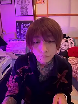 Snapshot of ryokunero chatting on 09.18.25 ryokunero online show from 09.18.25