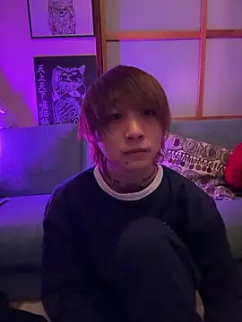 Snapshot of ryokunero chatting on 11.30.25 ryokunero online show from 11.30.25