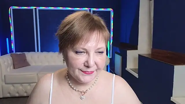 Snapshot of Kira_Kenet chatting on 03.14.25 Kira Kenet online show from 03.14.25