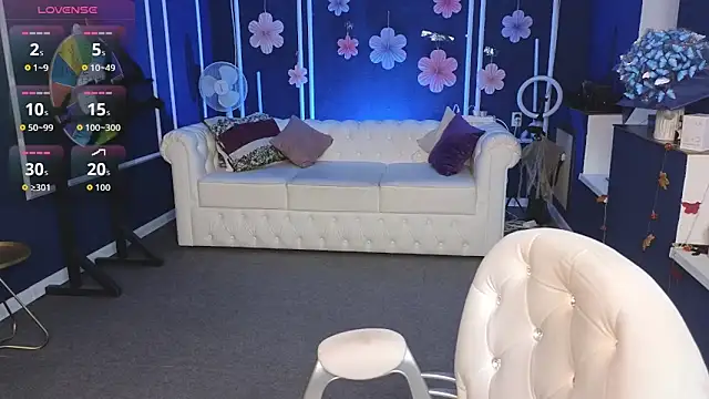 Snapshot of Kira_Kenet chatting on 11.07.25 Kira Kenet online show from 11.07.25