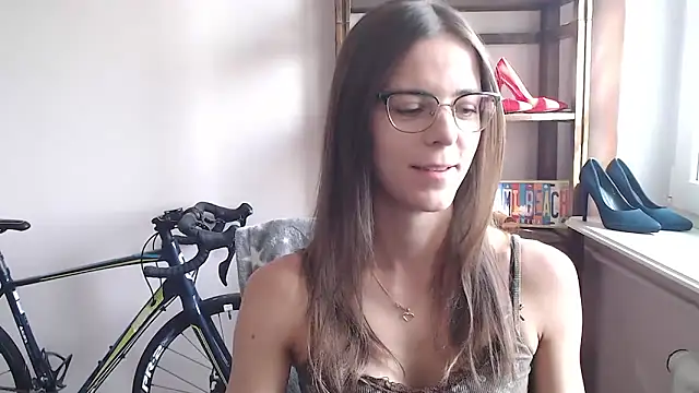 love megi online show from 04.16.26