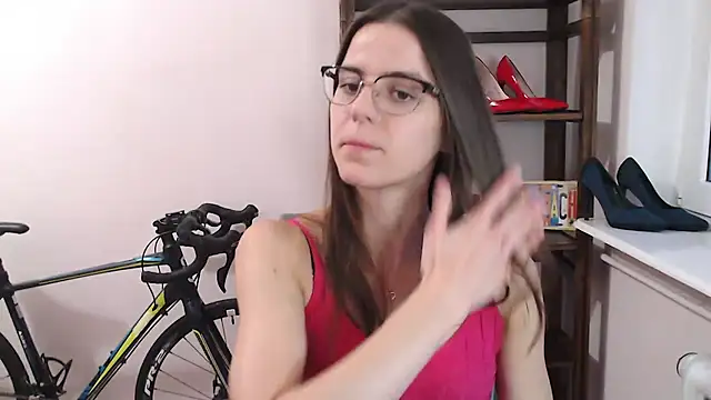 love megi online show from 04.19.26