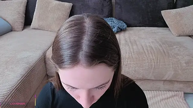 Kira mindnes online show from 04.19.26