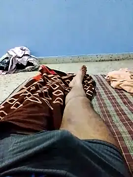 Snapshot of im_clit_sucker chatting on 12.13.25 im clit sucker online show from 12.13.25