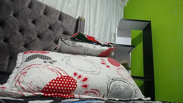 ANA-BULLOCK- online show from 12.15.25