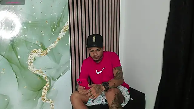 Snapshot of hot_dirty_paradise_66 chatting on 01.12.26 hot dirty paradise 66 online show from 01.12.26